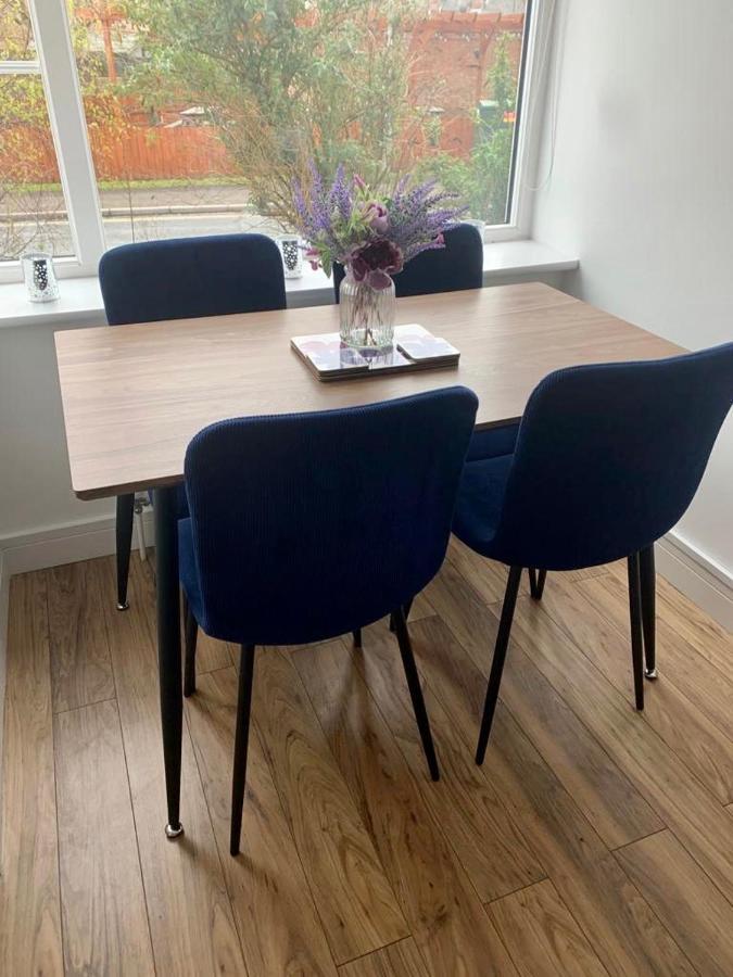 Villa Comfy 2 Bed House Located At Wareham Train Station Exterior foto